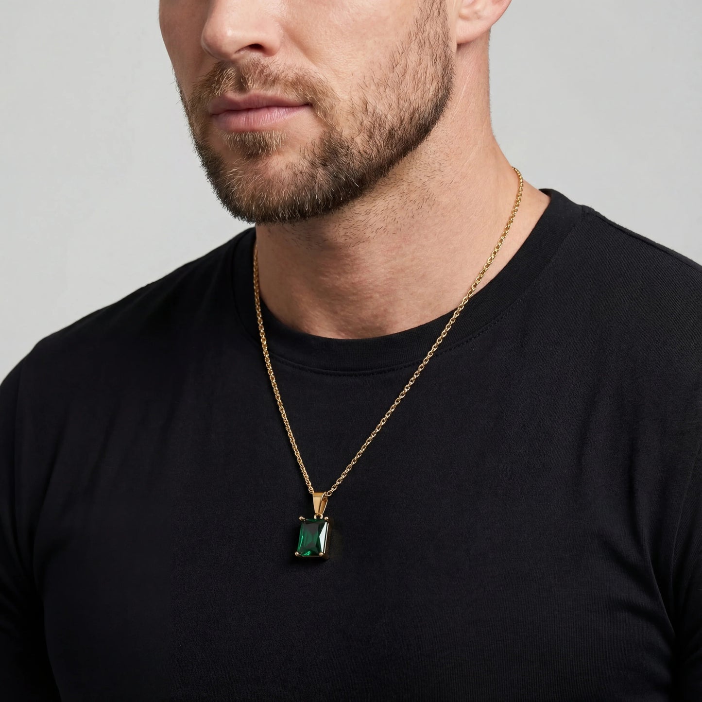 ONYX GEMSTONE NECKLACE (GREEN GOLD)