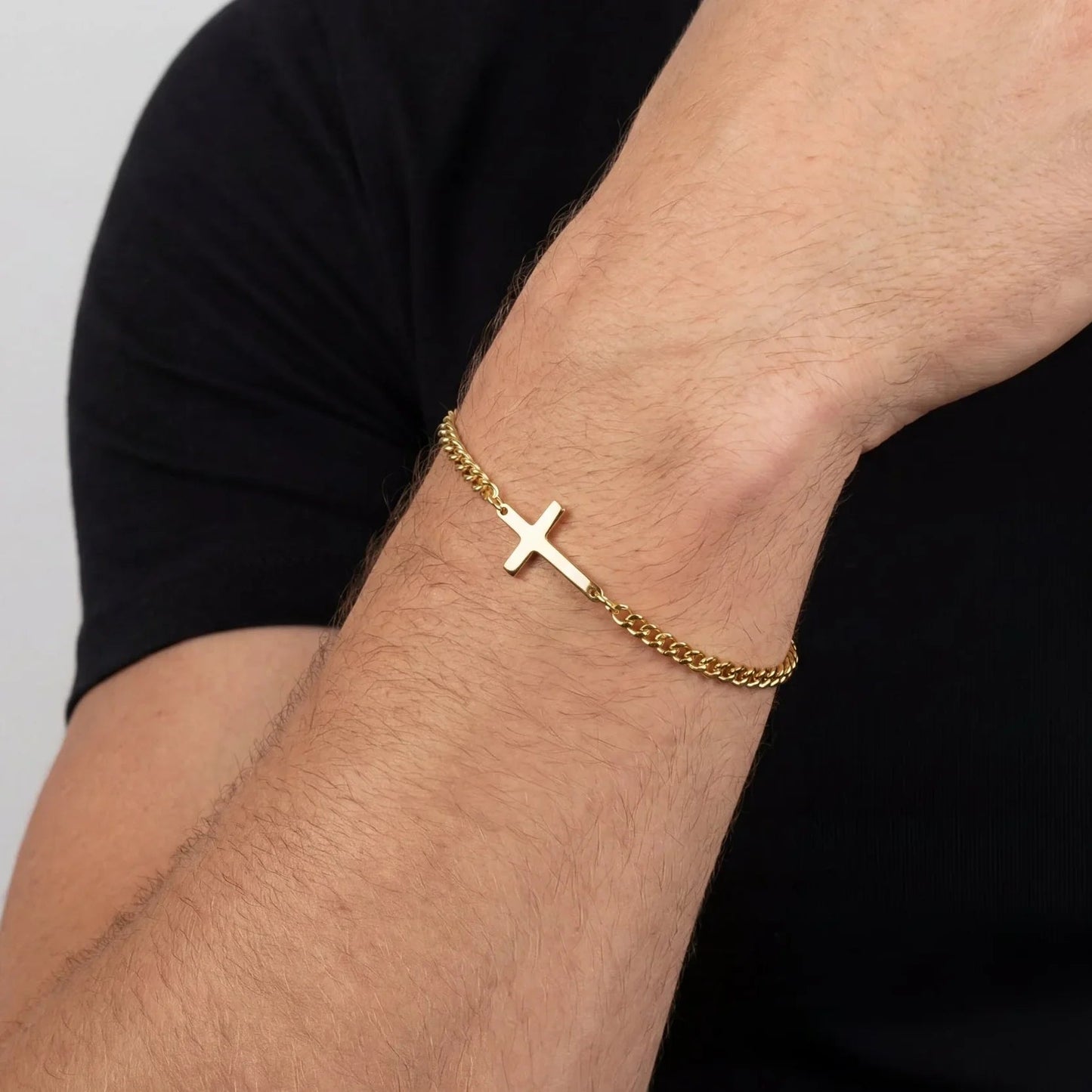 Cross Bracelet 2MM (gold)