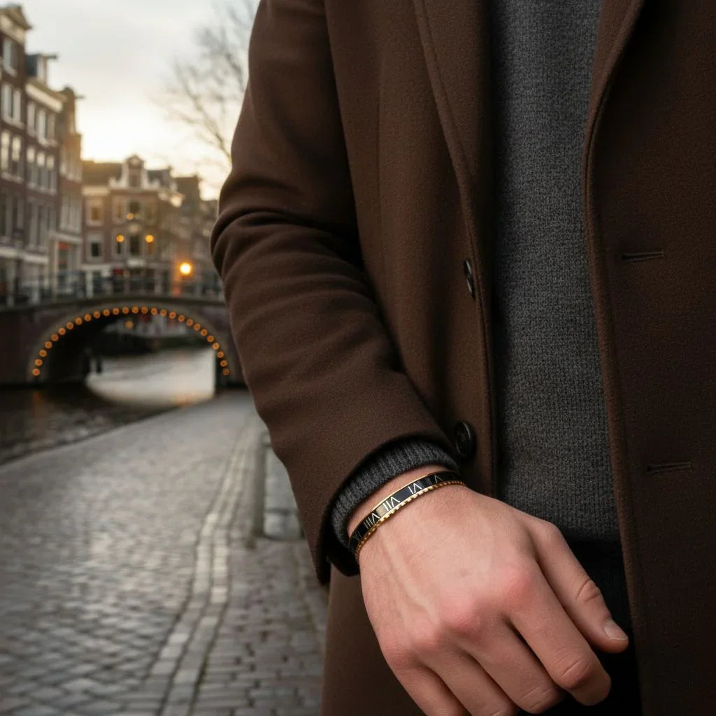 Rome Bracelet black (Gold)