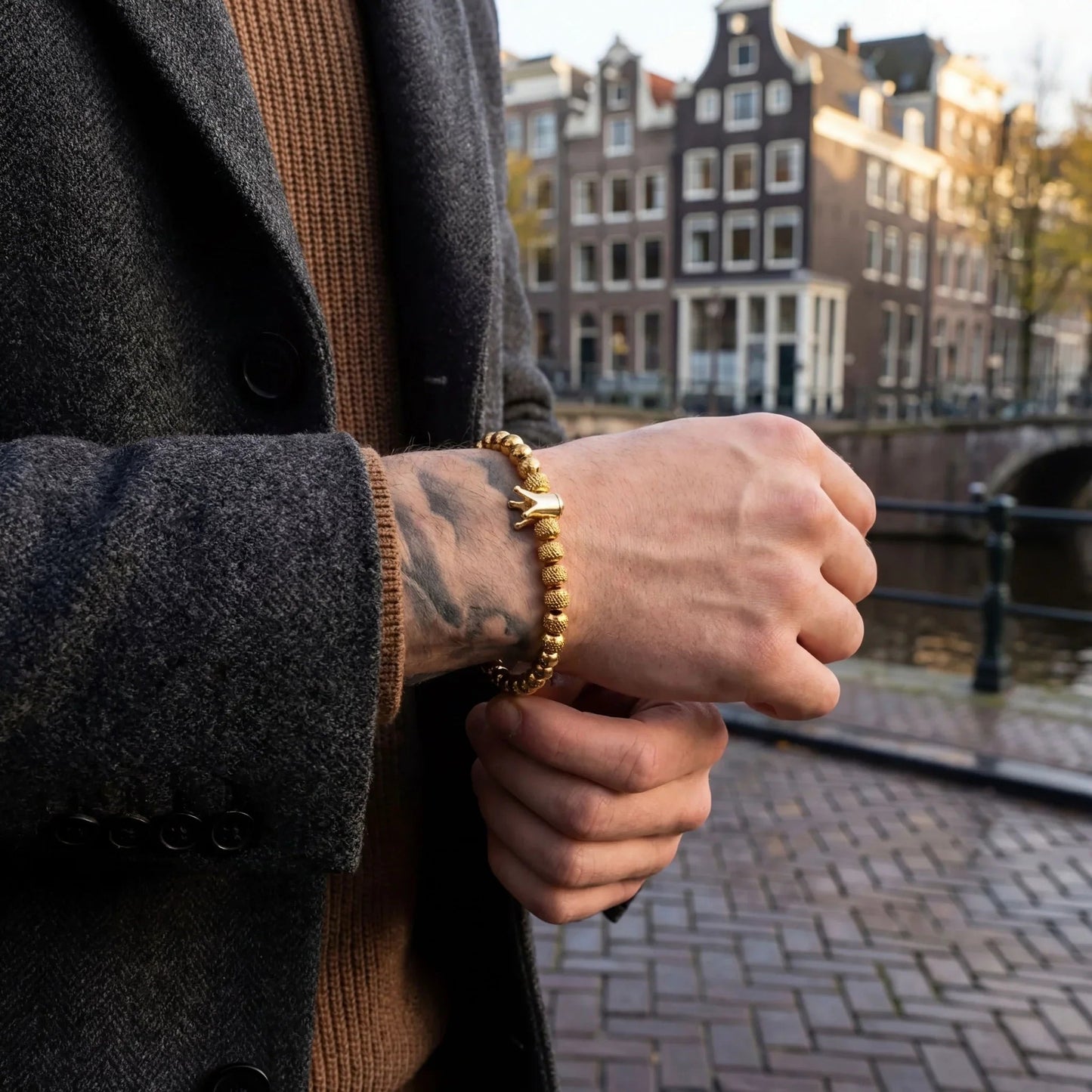 Crown Bracelet (Gold)