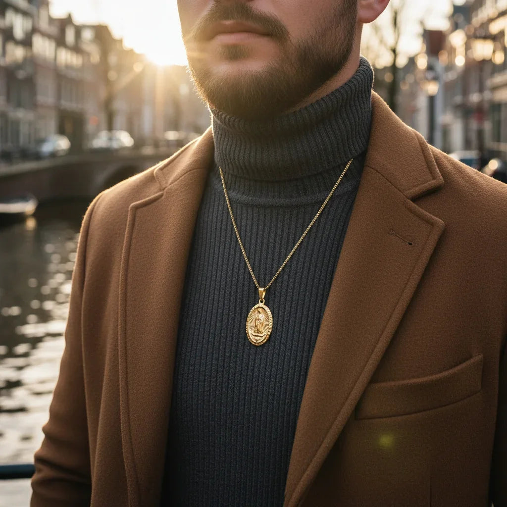 Virgin Mary Pendant (Gold)