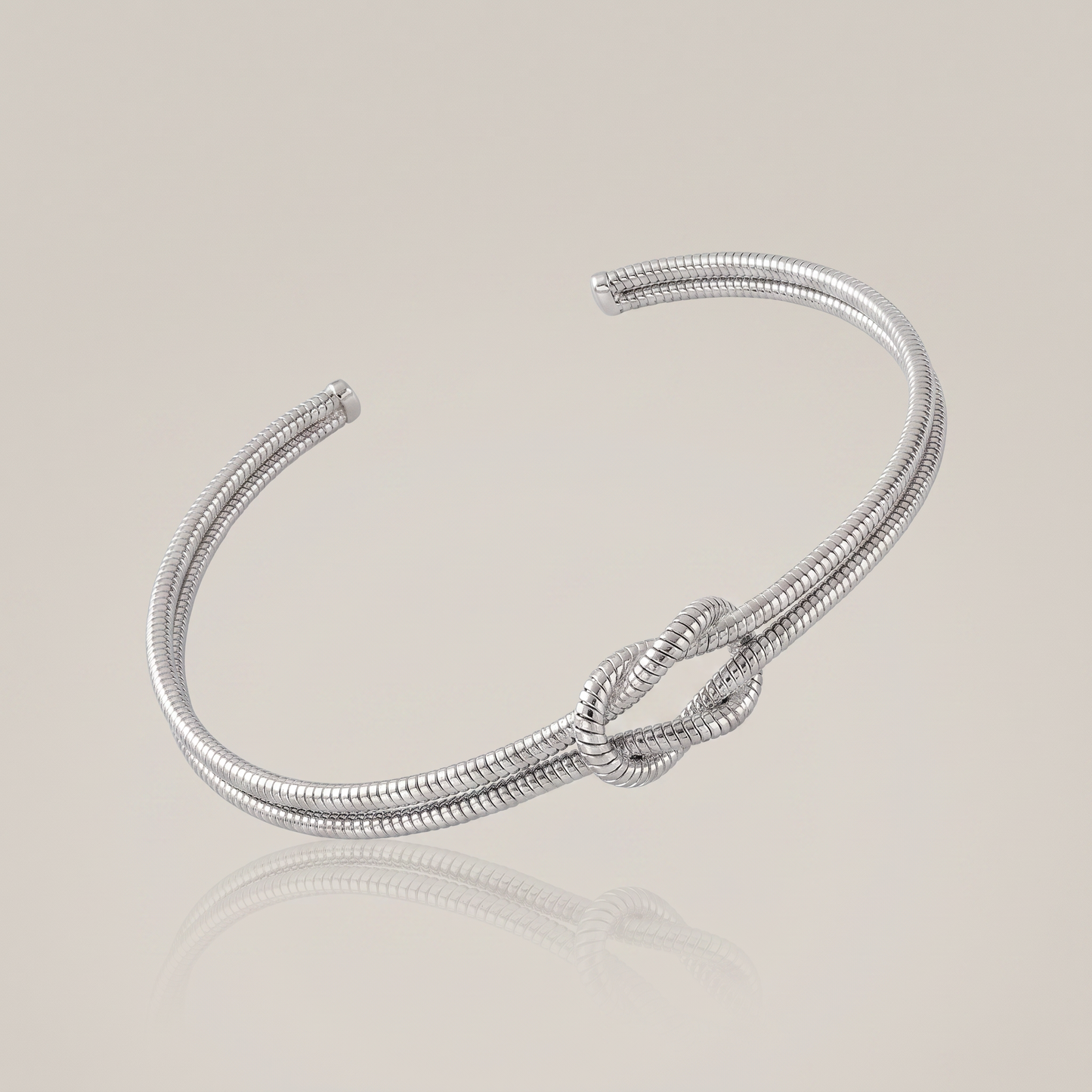 Never Ending Bracelet zilver - studio