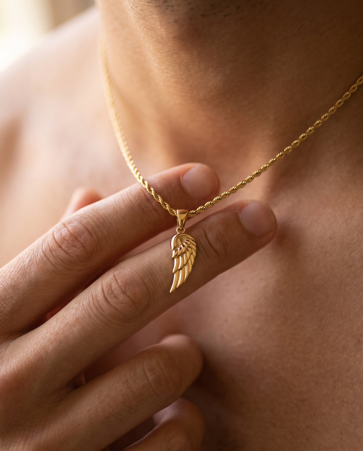 Small Wing Pendant Gold - Worn detail