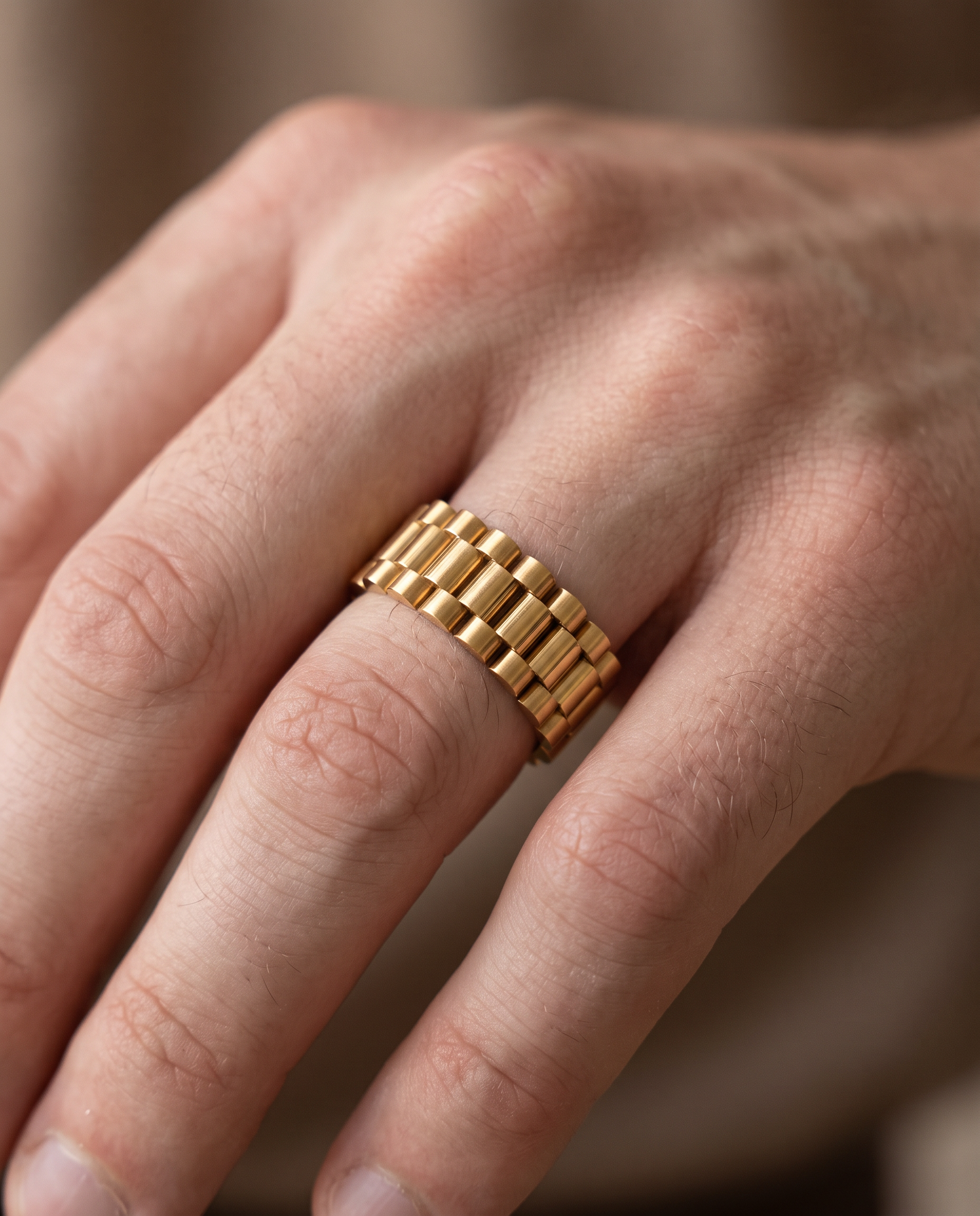 Rolex Ring (Gold) - Worn detail