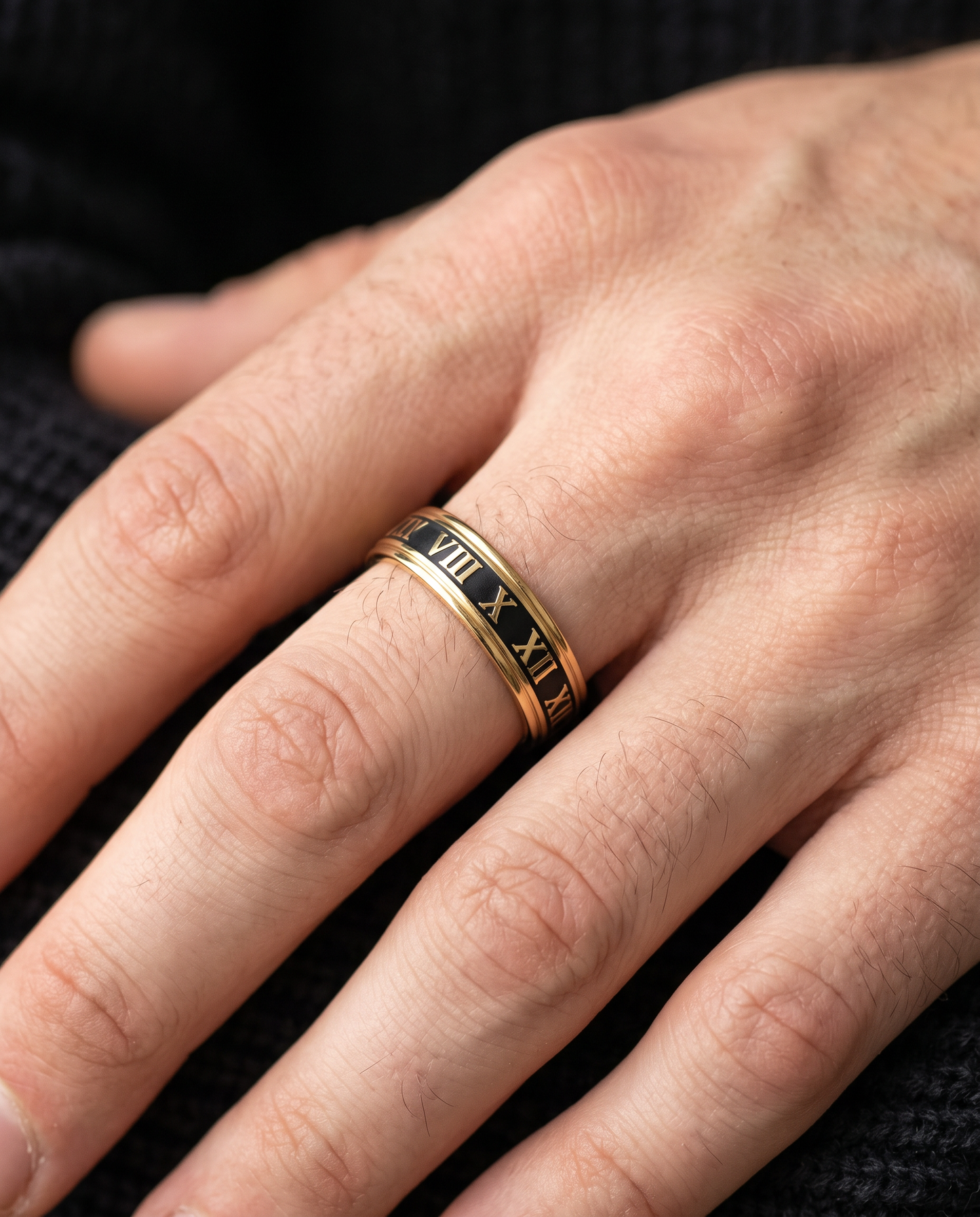 Rome ring (gold) - Worn detail