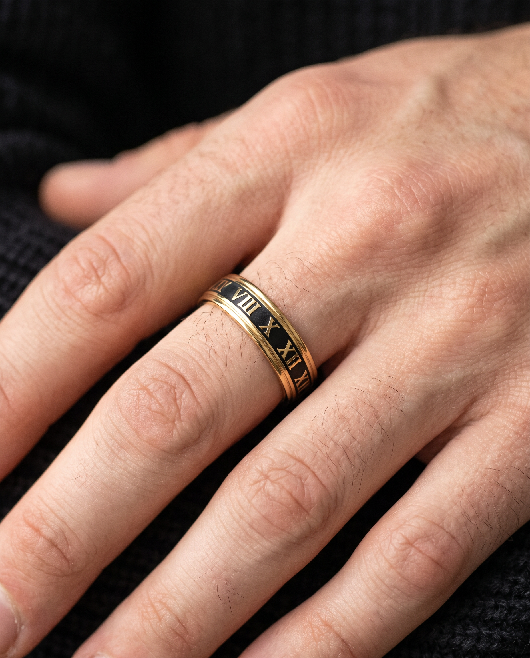Rome ring (gold) - Worn detail