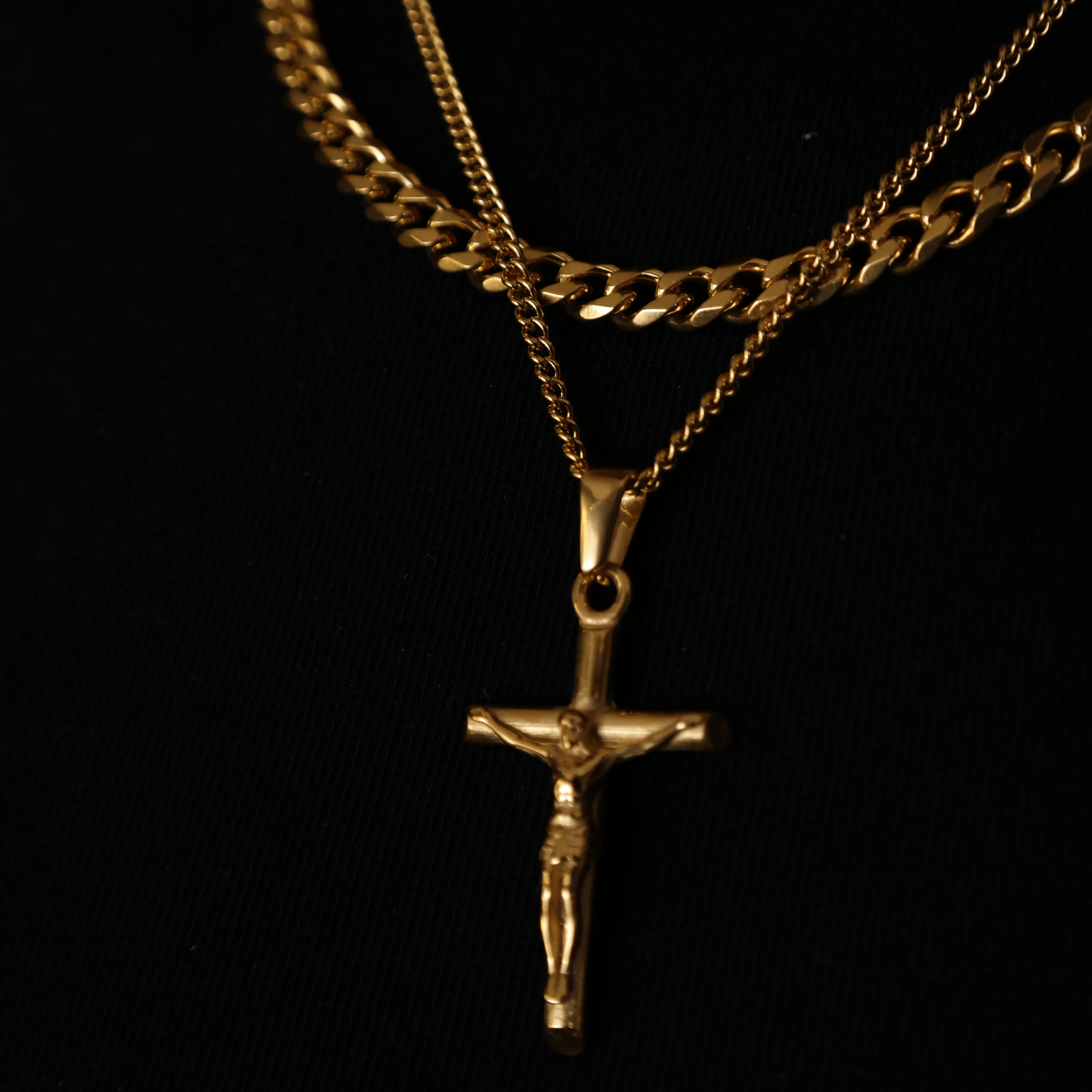 Small Cross Pendant (Gold) - DeRuiterDR.